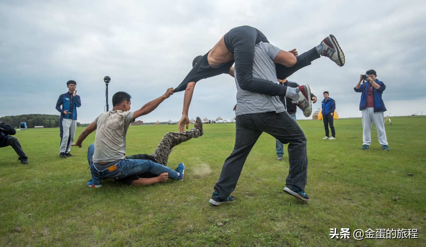达斡尔族曲棍球与现代曲棍球,中国男足1-0乌干达