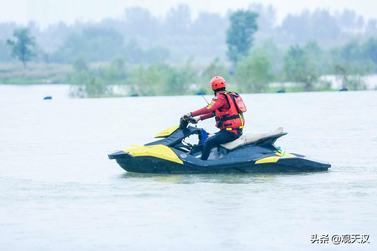 “一带一路”陕西汉中2020铁人三项赛鸣笛开赛,休闲观光之路呈现“真美汉中”