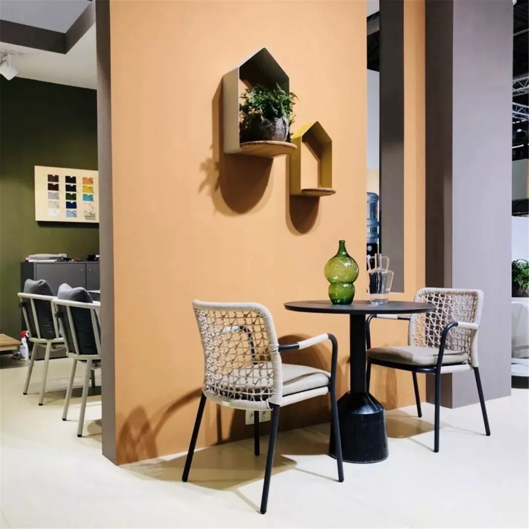 999皮炎平出口红,999皮炎平出口红广告