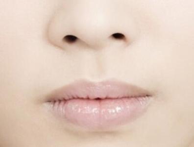 嘴唇哪种颜色才是健康的,从嘴唇颜色看身体健康状况