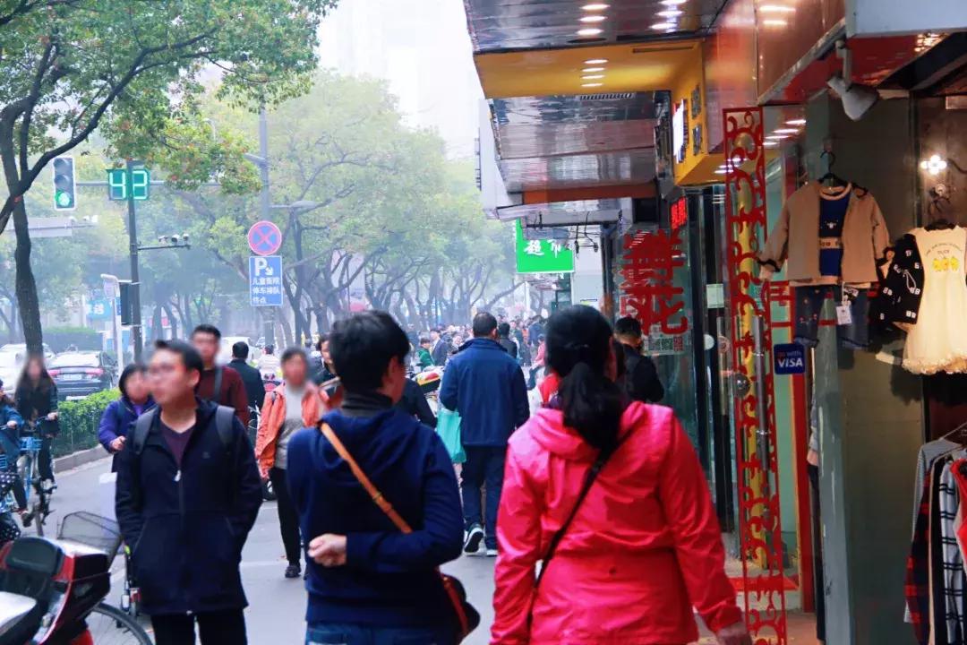 南京珠江路糖果车站照片,南京珠江路糖果车站