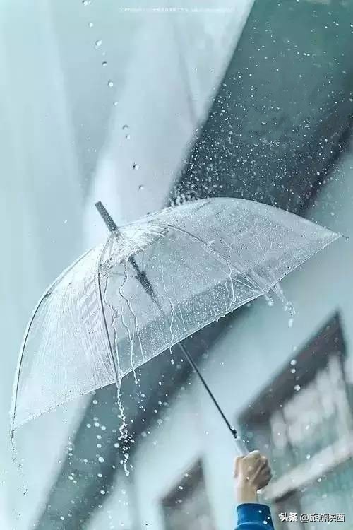 旅游遇见下雨天怎么办呢,下雨天旅行需要什么条件