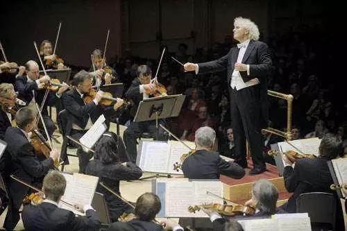 吉他需要掌握的和弦,吉他需要调弦