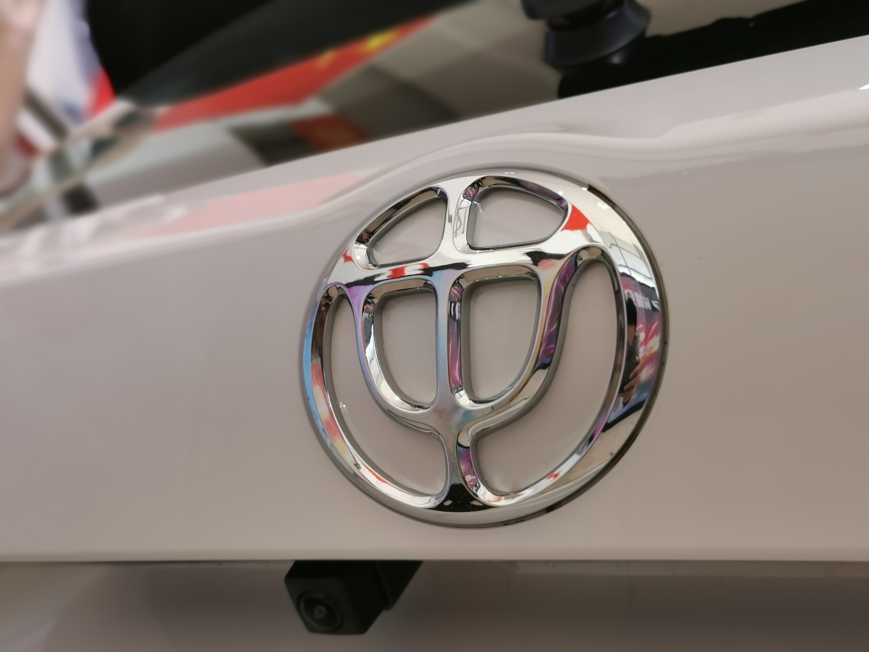 宝马车1.5t油耗,中华v72018款280tdst尊贵型7座