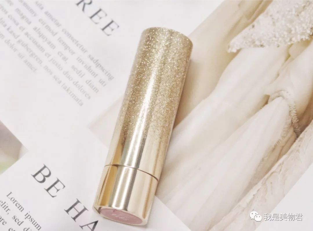 49块竟然比300块还好用，开挂的国产口红真的太美了