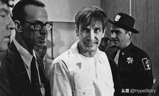 靠忽悠起家,nike发家