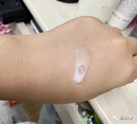 调节水油平衡去闭口的爽肤水,悦木之源爽肤水保湿补水正品