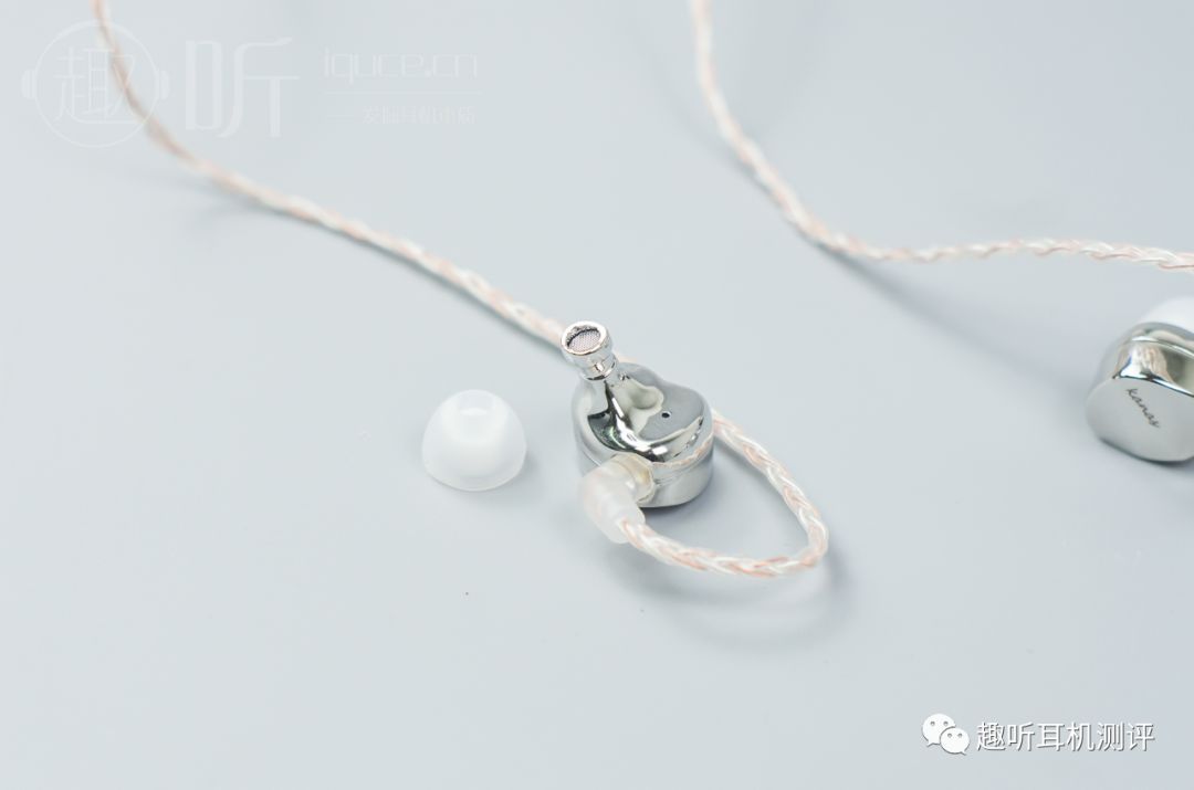 moondrop耳机测评,水月雨全入耳式耳机