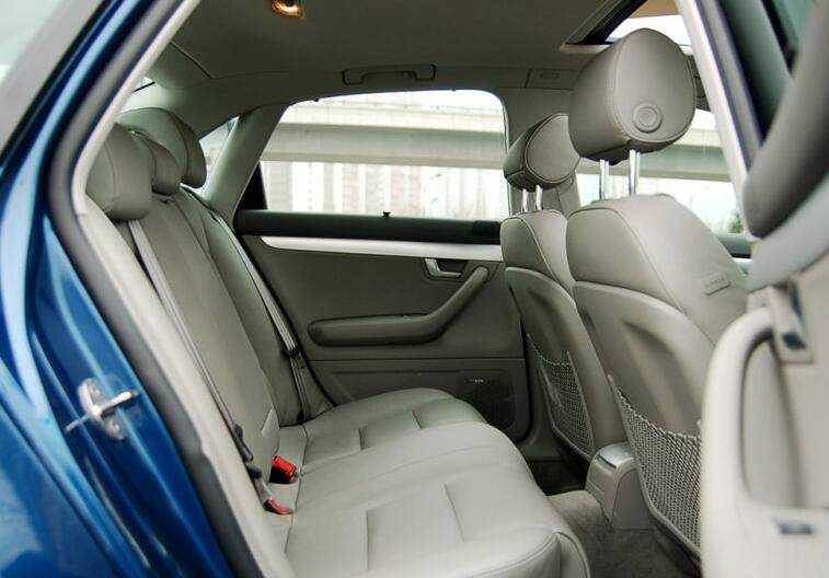 2022奥迪a4allroadquattro,操控性能奥迪车型