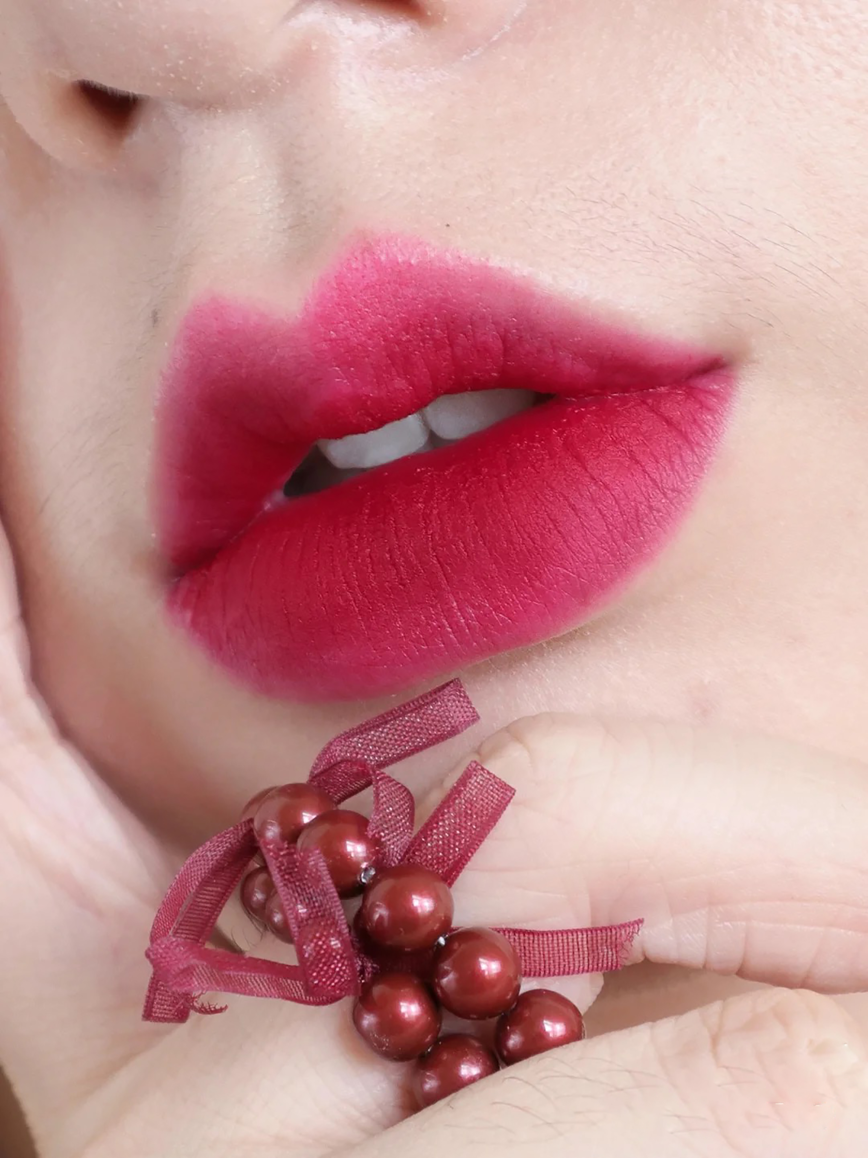 夏季必备的一款口红,夏季口红不易晕染掉色