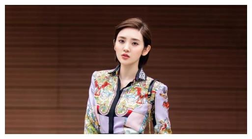 张馨予网购被骗,唐艺昕张馨予