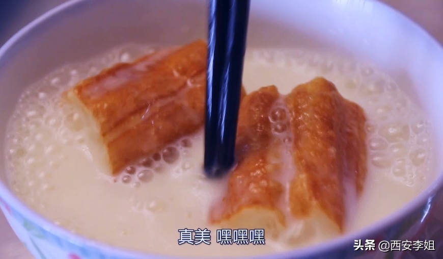 快速家庭炸油条的做法和配方,李姐油条的制作方法视频