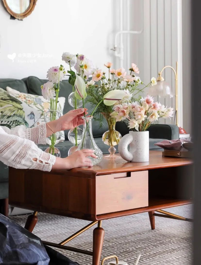 家里要有氛围感什么花比较好,家里高级的花