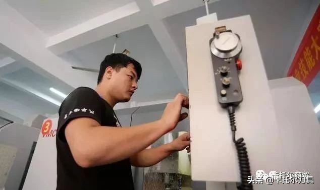数控技术员的心酸,数控操作员的心声说说