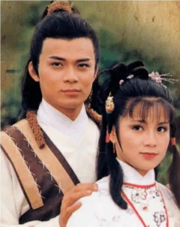 “蠢人”黄日华其人