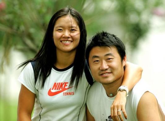 疯狂的李娜：14岁丧父、欠债不认命，苦拼15载成网球天后身价上亿