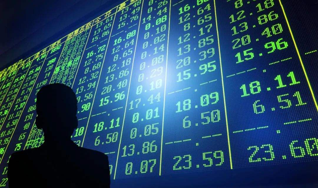 刚学炒股就买到了退市股怎么办,股民买的股票遇到退市怎么办