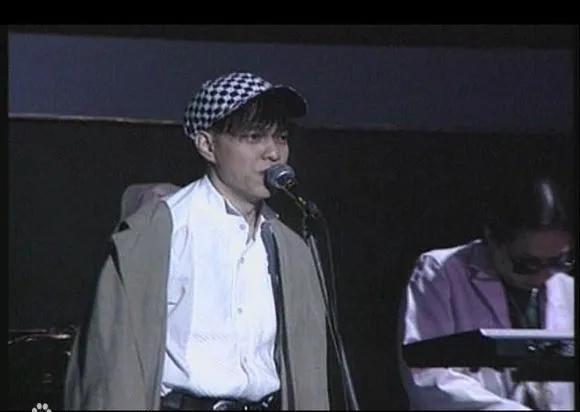 歌手当打之年幕后故事,歌手当打之年背后的故事与悲伤