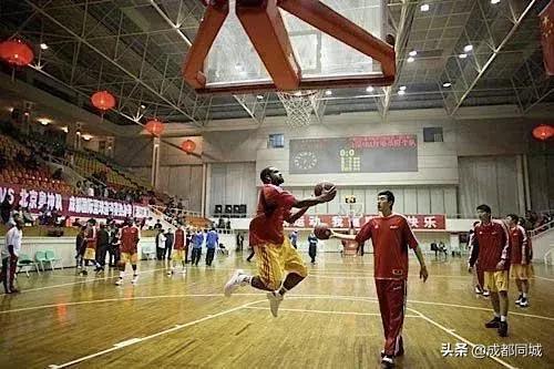 成都运动设施最全的地方,成都免费运动场