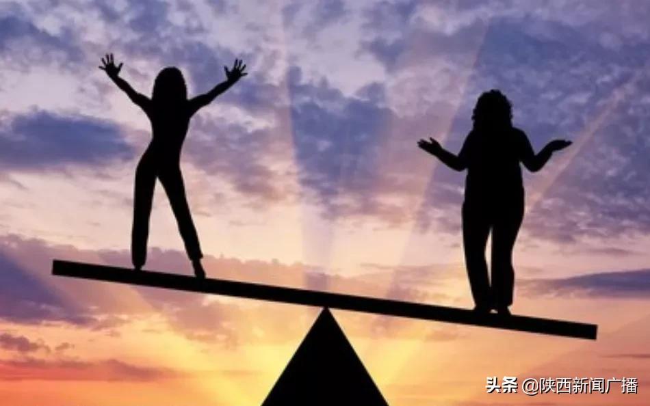 脚后跟疼是怎么回事中医,脚后跟疼是怎么回事一走路就疼