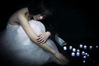 女子游泳导致怀孕父母要求索赔,女生游泳后怀孕母亲向游泳馆索赔