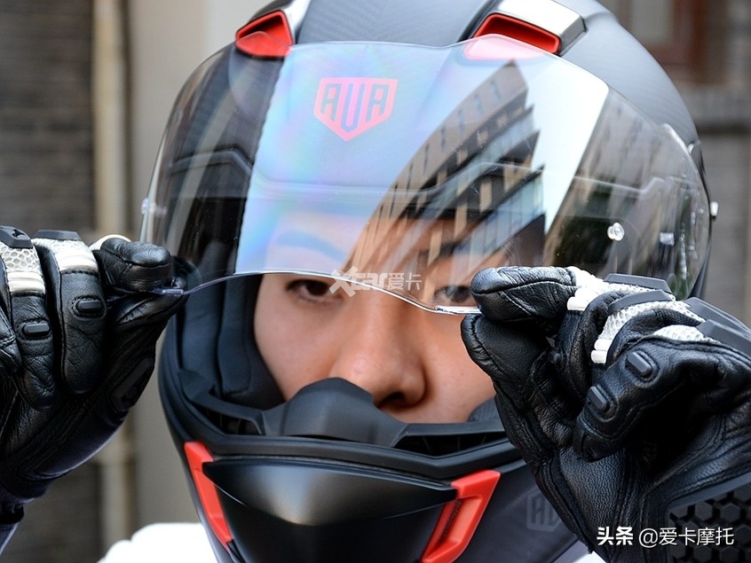 ava碳纤维全盔,ava王朝碳纤维全盔怎么样