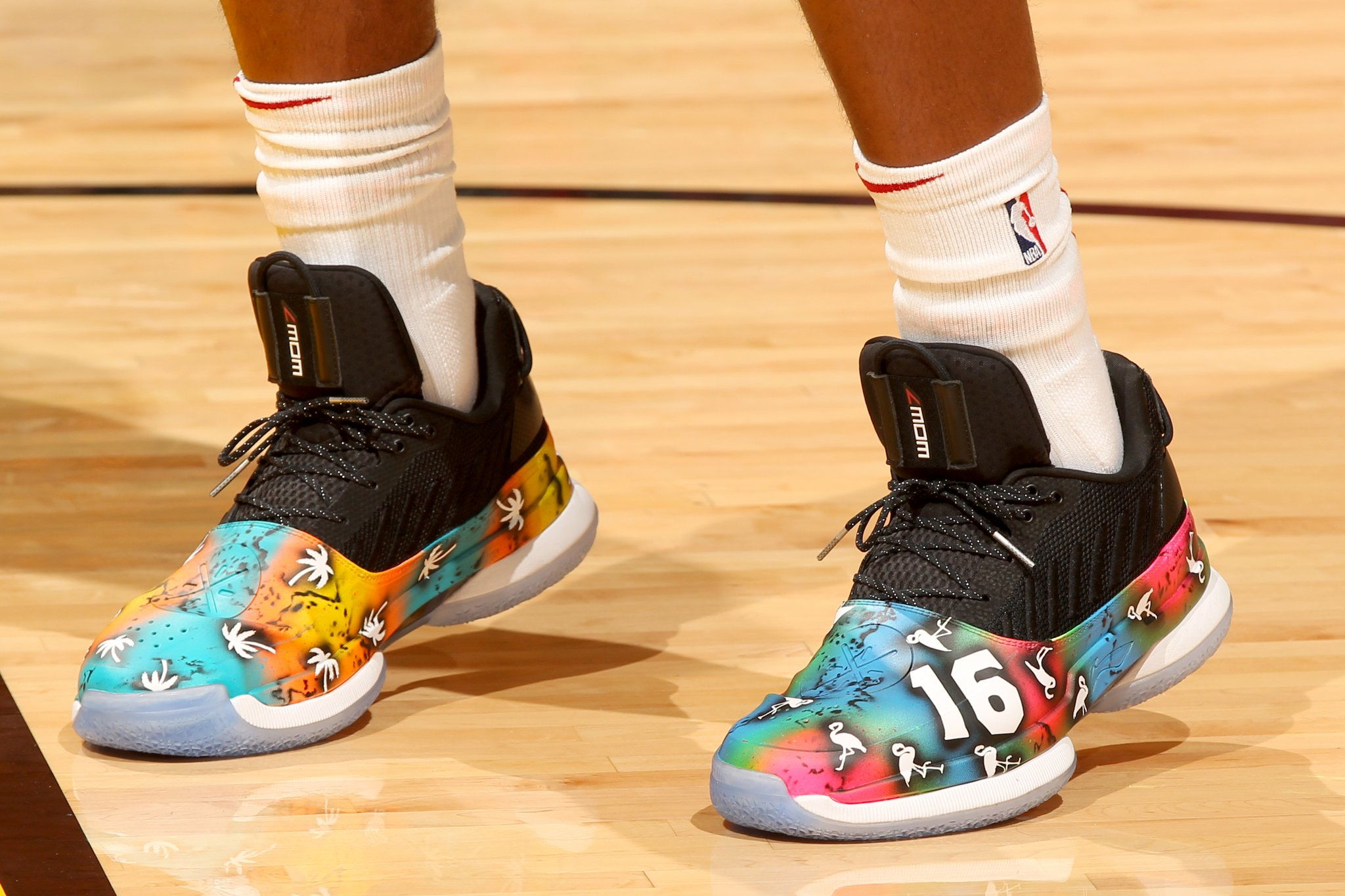 15双NBA新赛季最花哨篮球鞋,你最中意哪一双