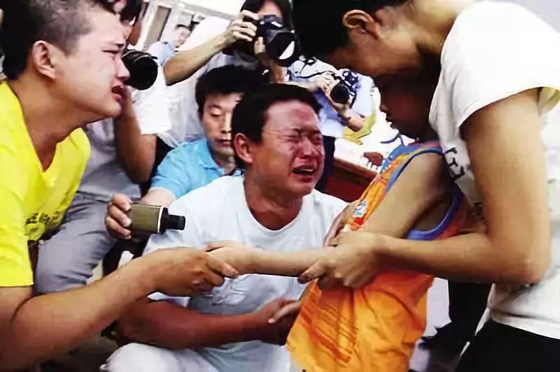 眼球被挖走了还能恢复么,眼球被挖走了还能恢复吗