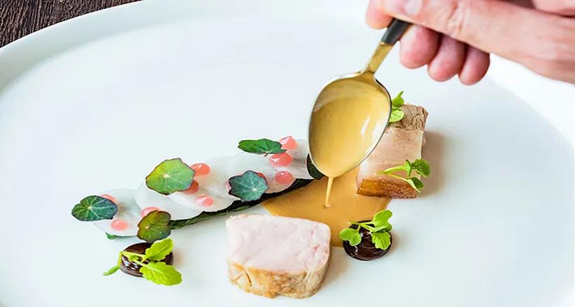 欧米奇山东,西餐黄色酱汁