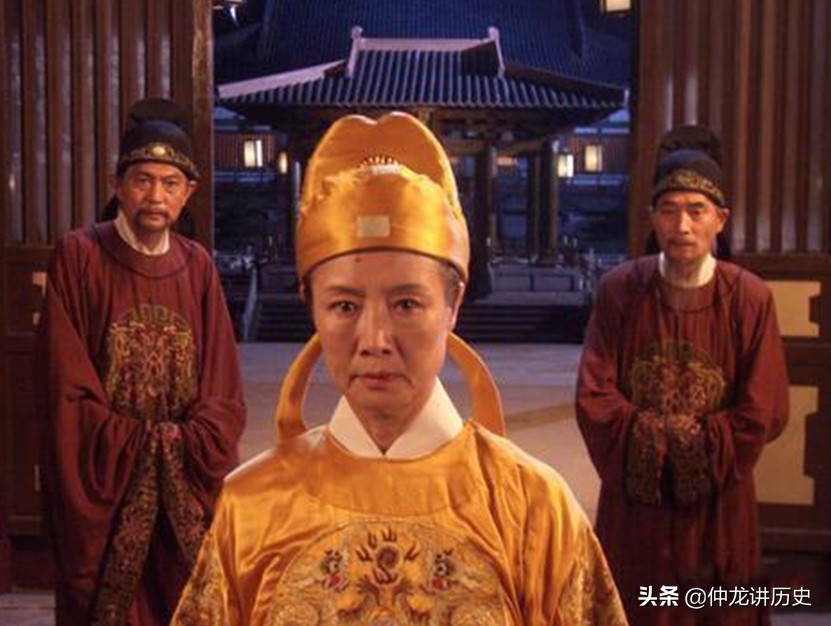 假如中国历代皇帝进入一个群聊,假如中国皇帝在同一个群里