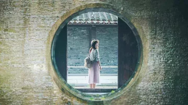 台儿庄景区内美食推荐,住台儿庄古城里面吗