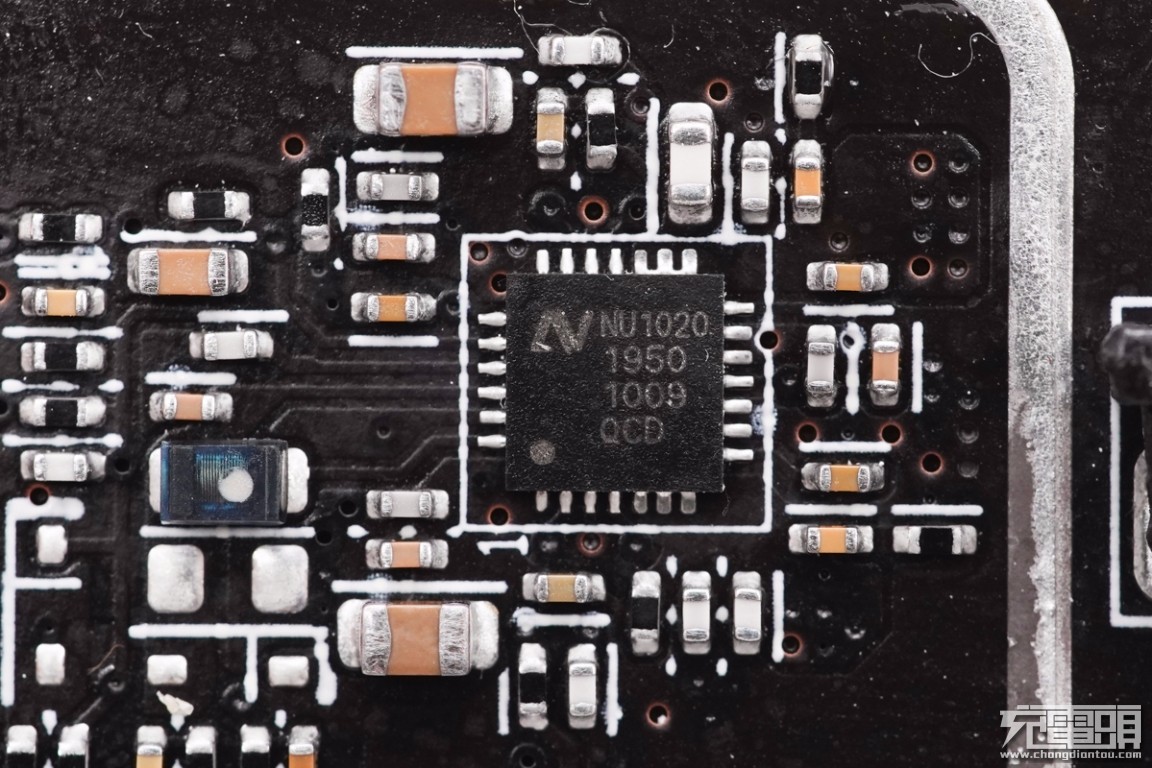 小米20w智能无线追踪式充电器缺点,小米智能追踪式无线充20w拆解