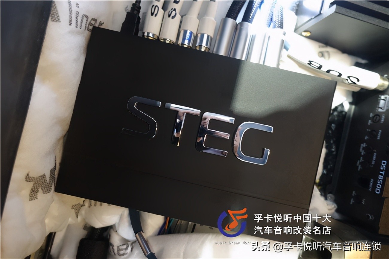 大众汽车丹拿音响改装长沙,英菲尼迪q50l改装丹拿音响