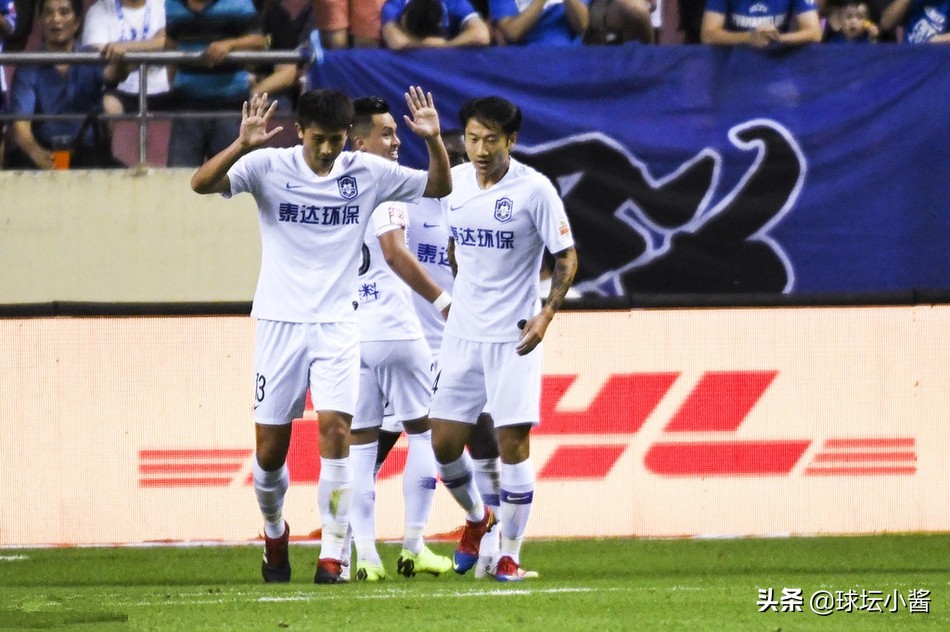 泰达中场两点不足或成落选东亚杯赛事真因，如能改进将完成蜕变