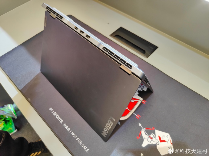 科技犬推荐笔记本电脑,rog和拯救者游戏本对比