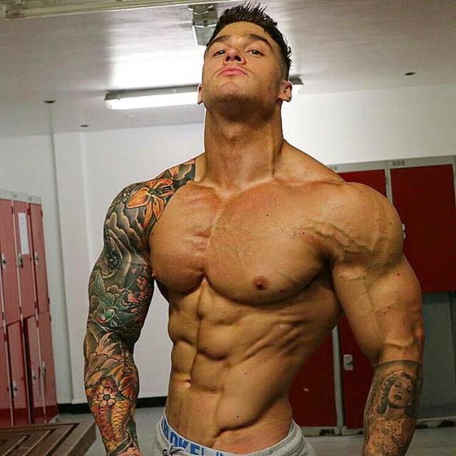 胸练到什么程度可以练中缝,新手高效练胸中缝