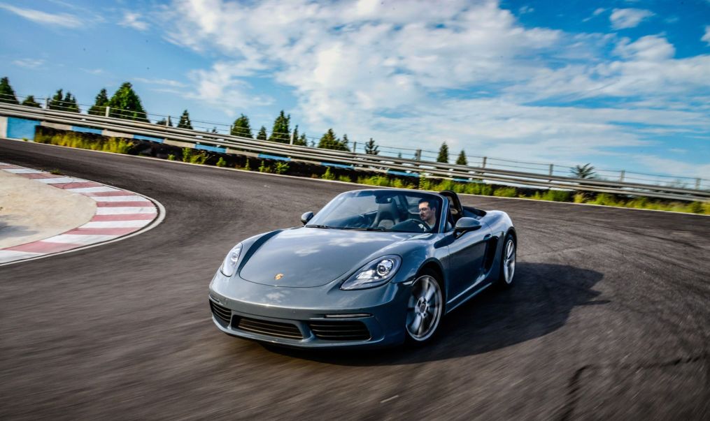 十大最安全最高端的家用车,豪华轿车性能大揭秘