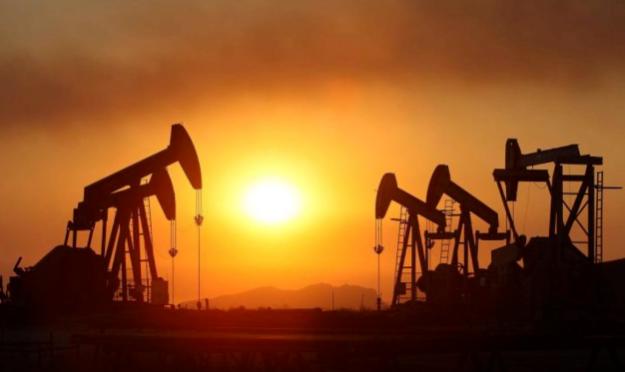 疫情时期国际油价大幅下跌原因 (国际油价暴跌原因影响及对策建议)