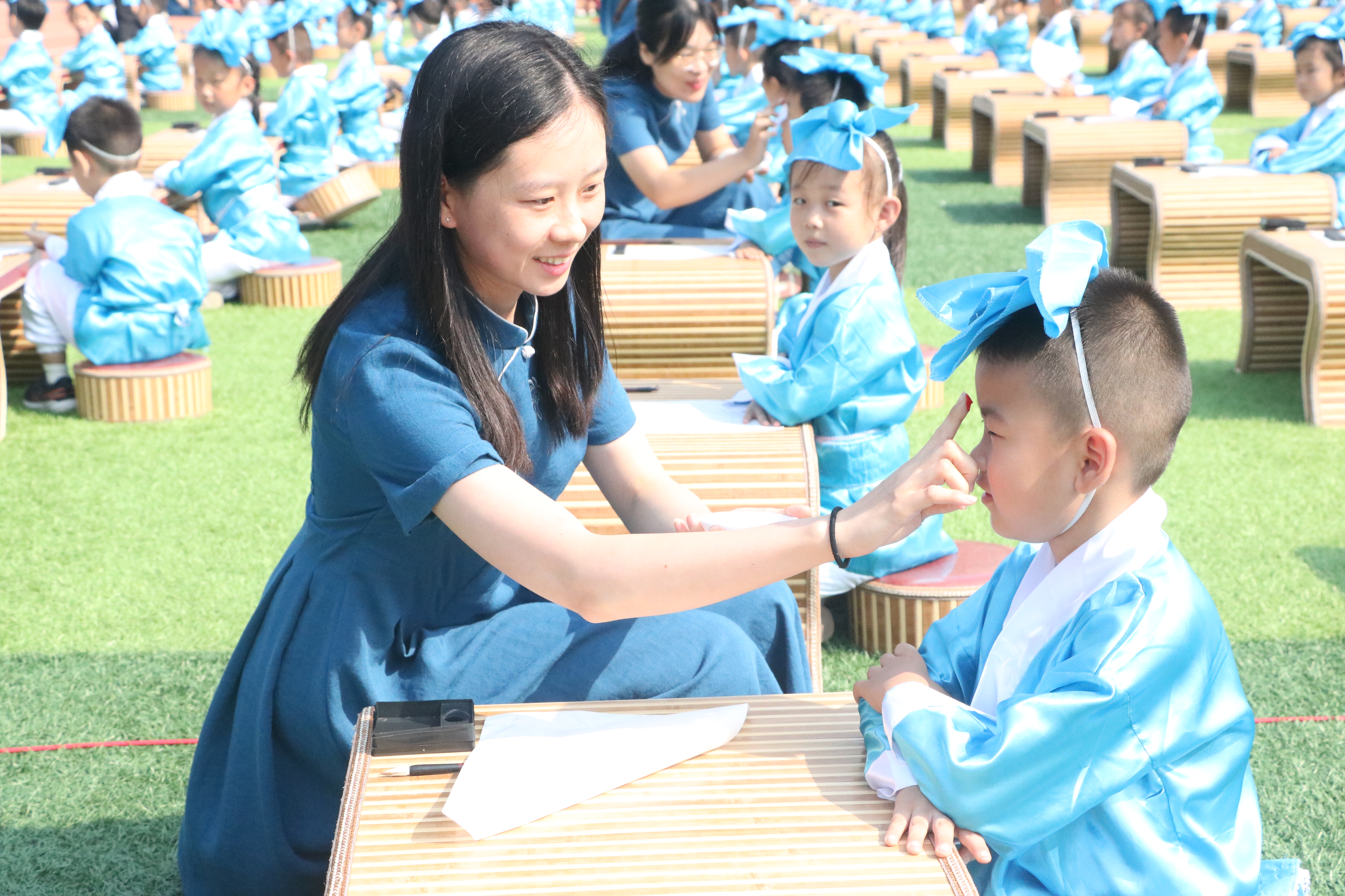 家国情、文明行、根脉传!潍坊高新金马公学举办不一样的开学典礼