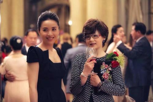 虎妈猫爸罗家跟毕家动手 (虎妈猫爸罗家和毕家)