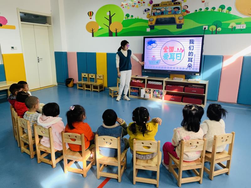 用爱治愈成长让他们重获新声