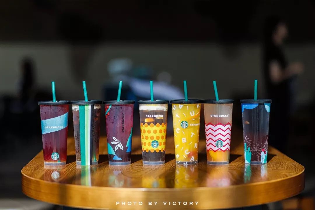 星巴克玩味冰调混合一起,星巴克玩味冰调系列视频