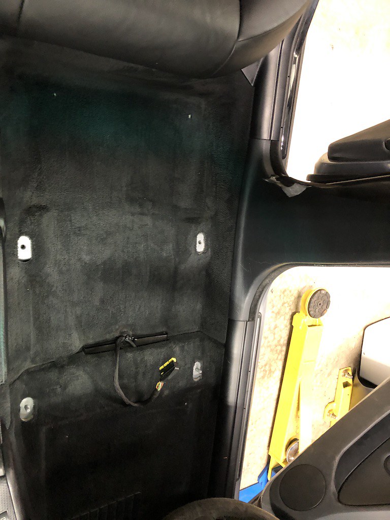 05年宝马3系整理：用宝来换来的抛锚车在专业修理工手中变废为宝