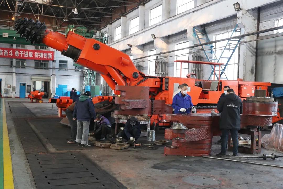 复工复产山东争分夺秒,上班时刻争分夺秒抓紧复工复产