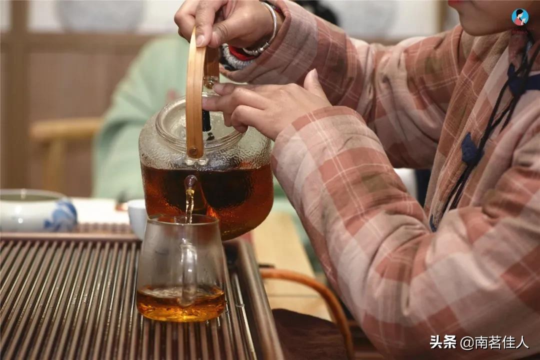 六年陈老白茶价格,六年陈老白茶