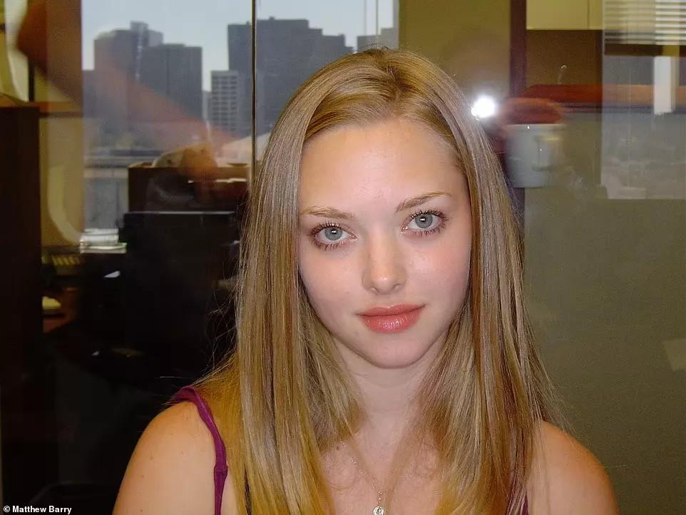 艾米亚当斯变脸,艾米亚当斯年轻