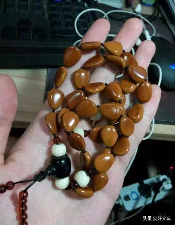 做松子手串,坚果松子做成手串被卖出17万