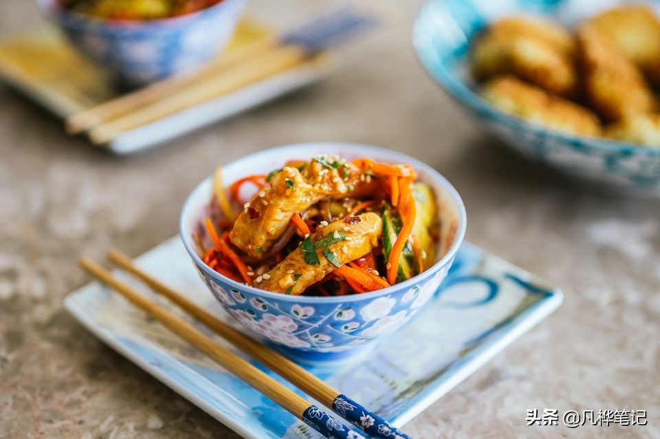 学习摄影知识入门看哪本书,摄影基础知识光圈