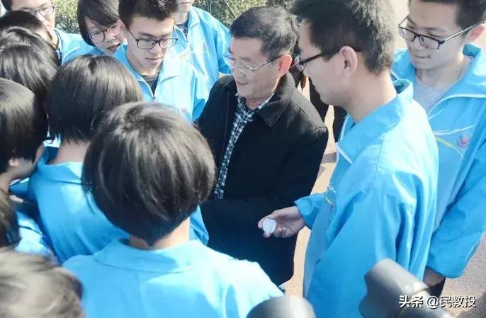 石家庄精英中学校长李金池纪录片,石家庄精英中学校长李金池被采访