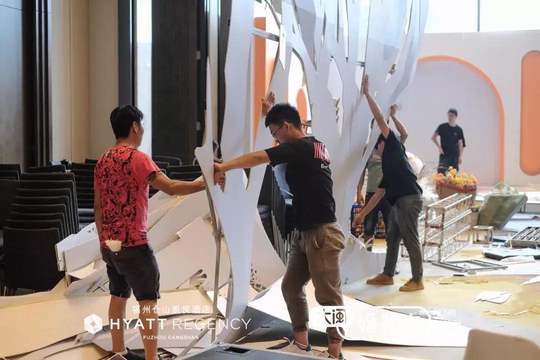 从万元婚纱照到10万婚宴，为什么全福州备婚的人都来参加喜事会